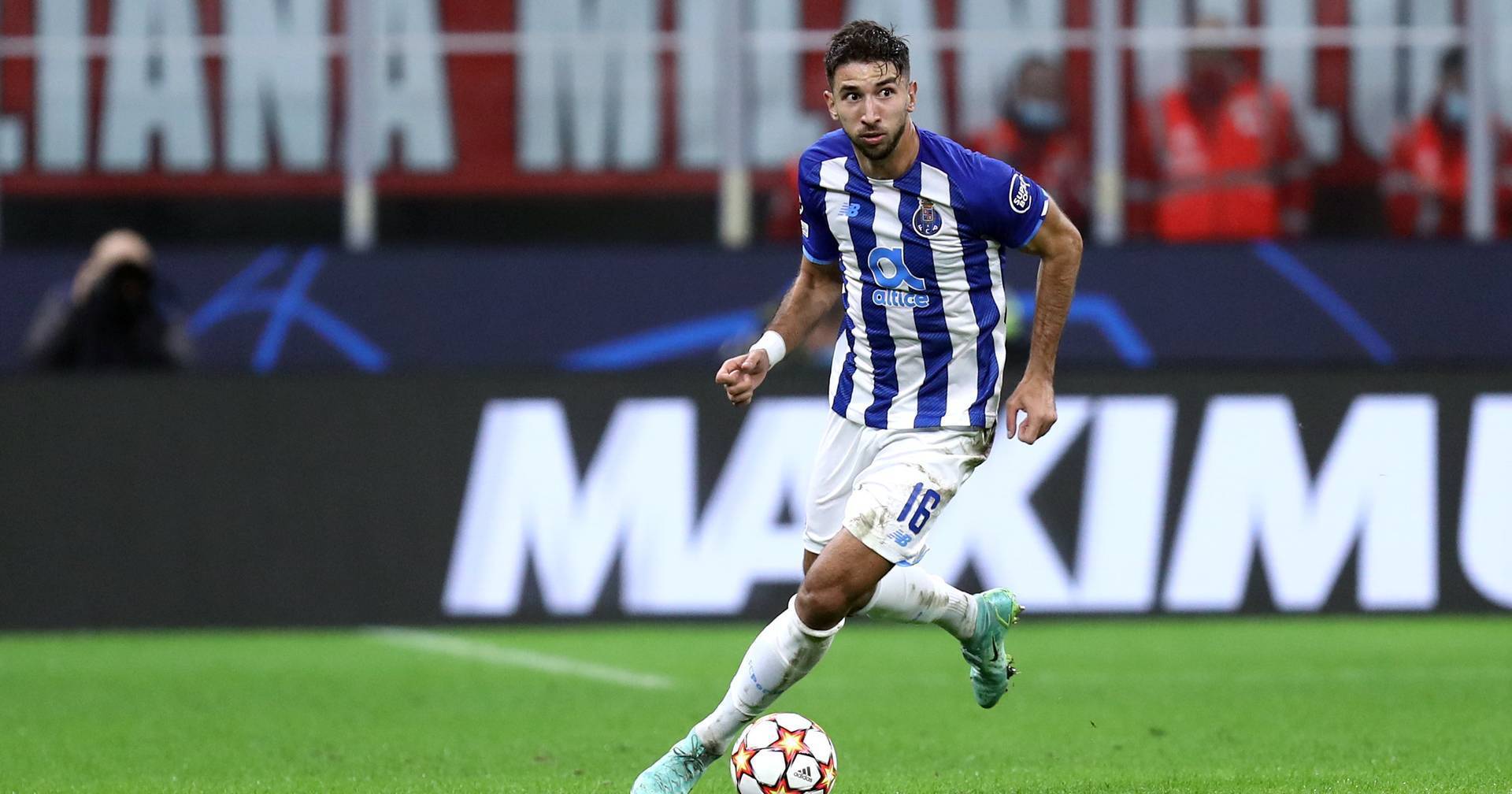 国际比赛日波尔图队长鼓劲——欧联节点到来，赛场秩序良好，身体对抗强度拉满的简单介绍-九游体育入口