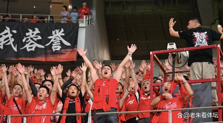 离谱！风云突变马赛关键时刻内部沟通今夜北京国安备战欧超杯，成都蓉城官宣签约备战意甲 -九游网页